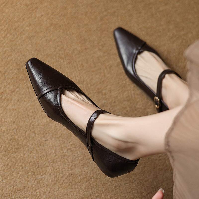 Stylish Women's Casual Low-Heeled Shoes for Everyday Wear