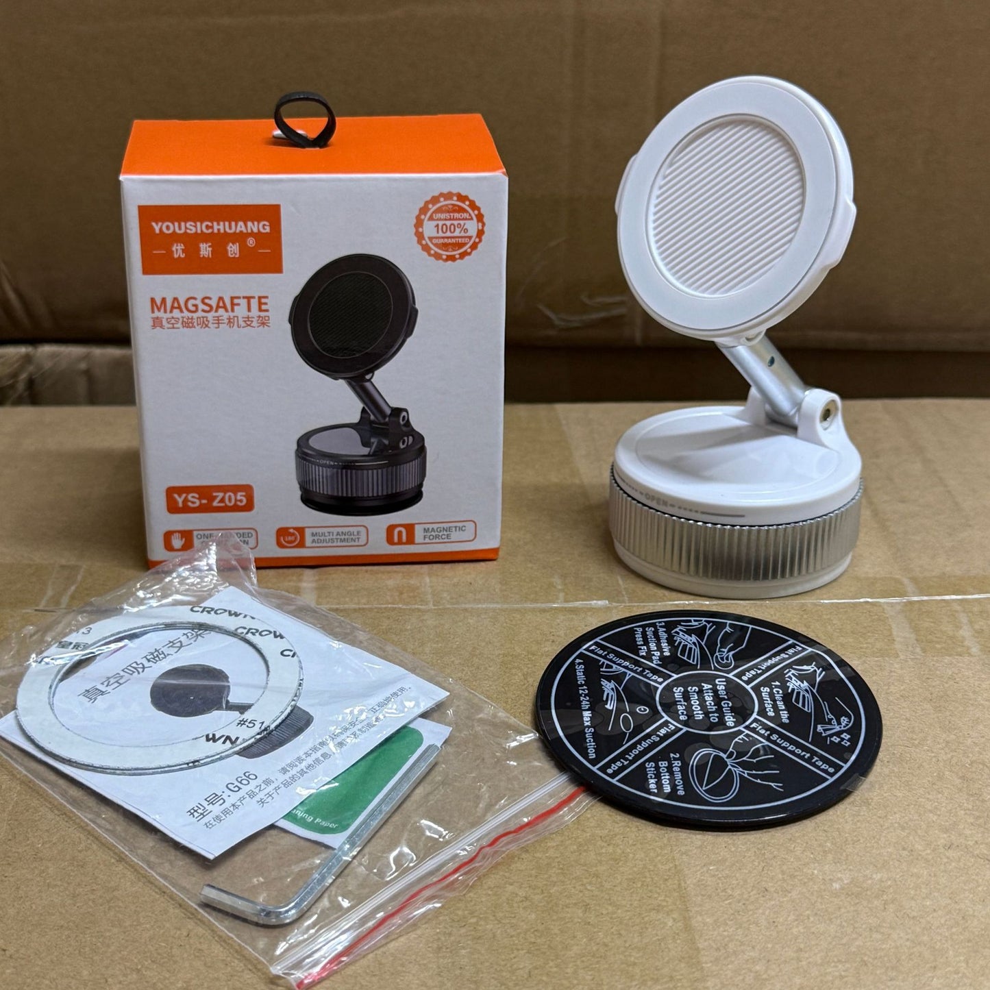 Car-mounted magnetic mounting bracket