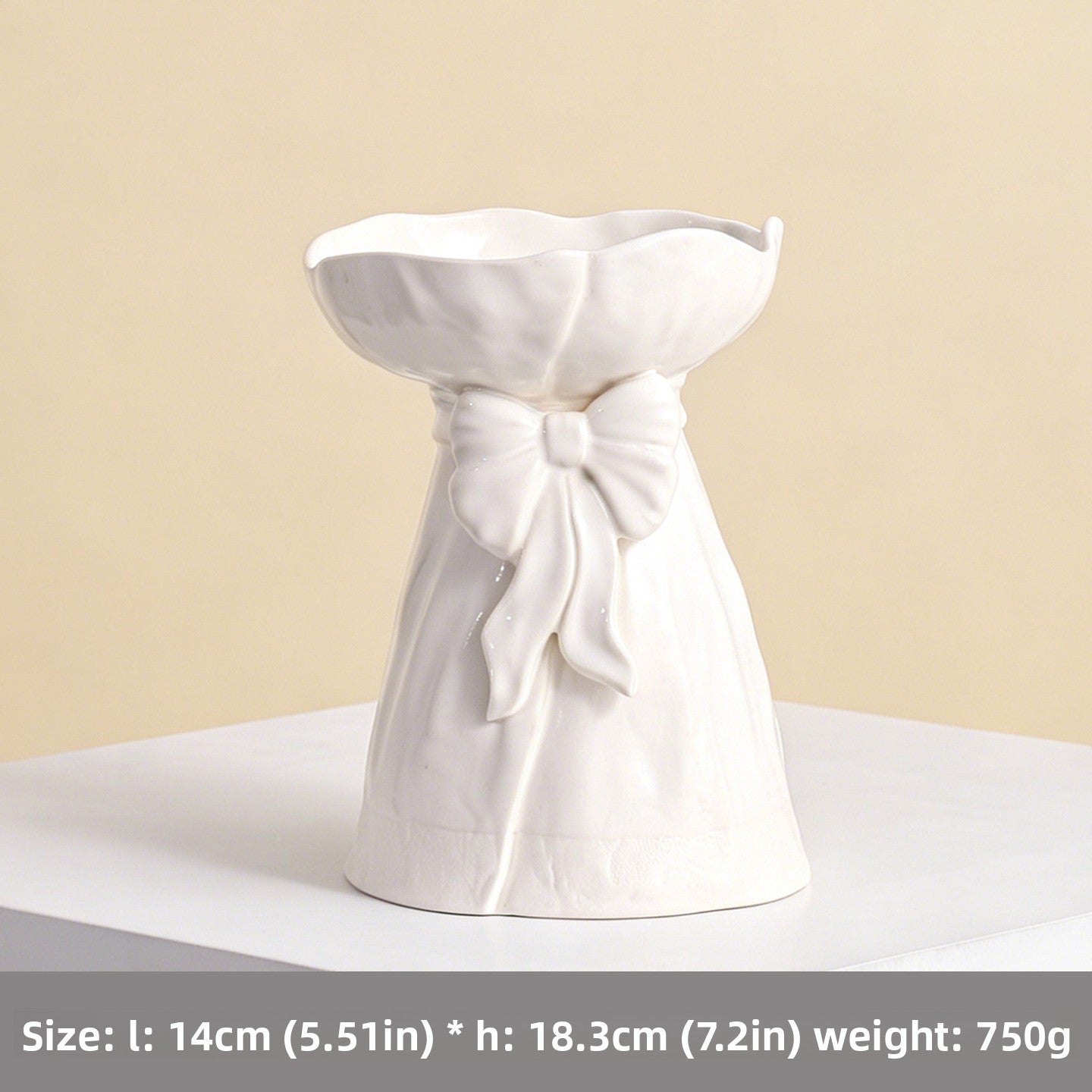 Ceramic decorative vase