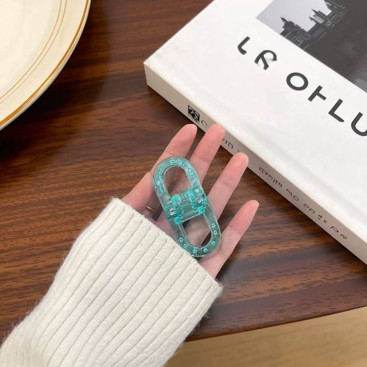 Creative Magnetic Hair Clips
