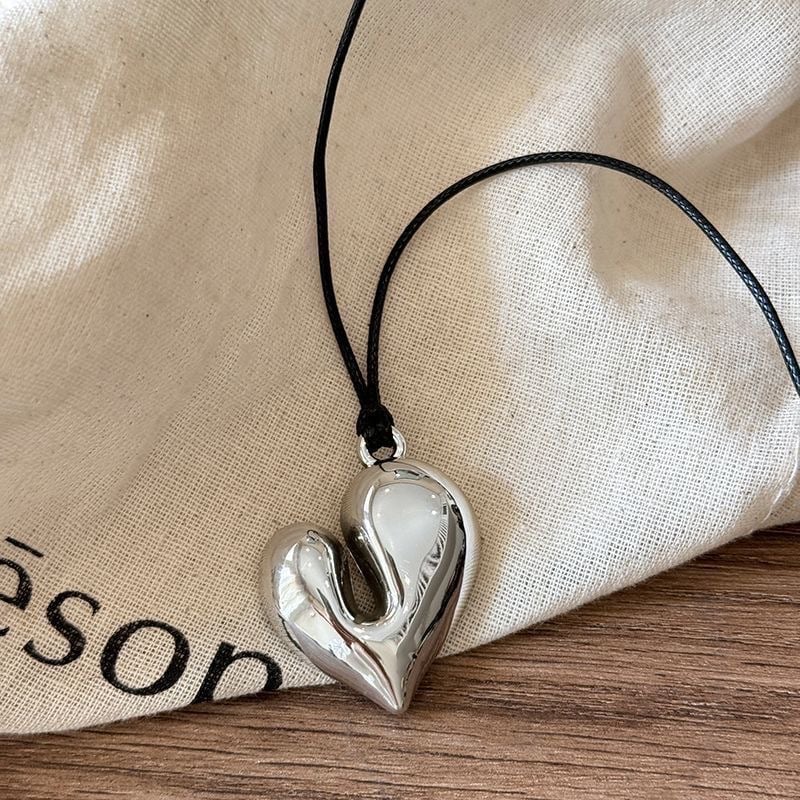 High-end black rope neckband pendant