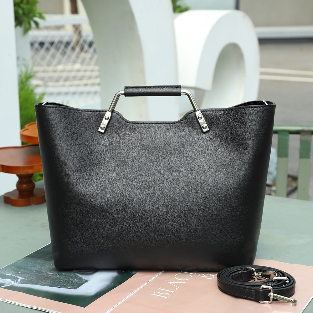 leather tote bag