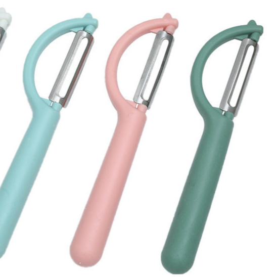 Left-Handed Peeler