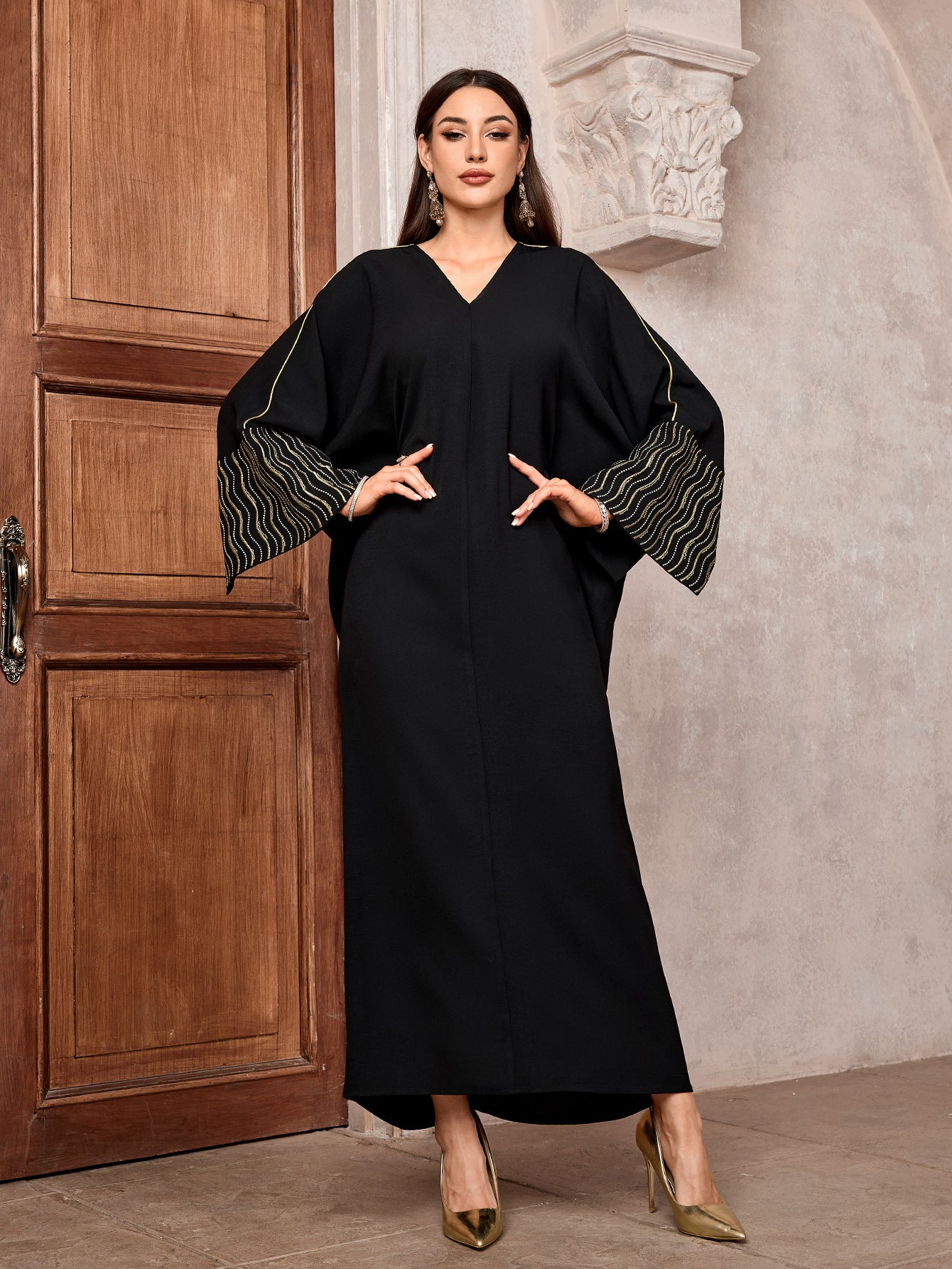 Long-sleeved, slit, long dress