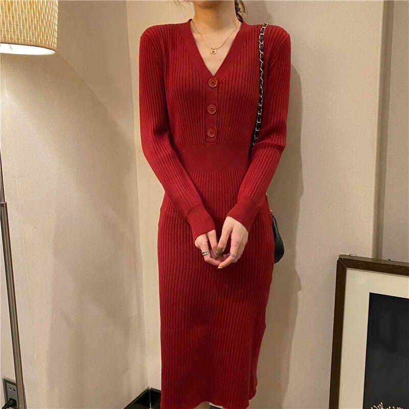 Long Slim-fit Knitted Dress with V-Neck
