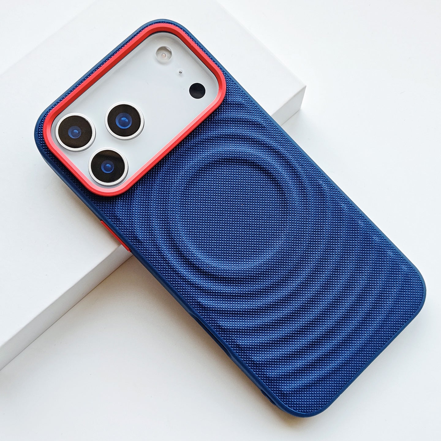 Magnetic Wave Pattern Phone Case for Apple Models