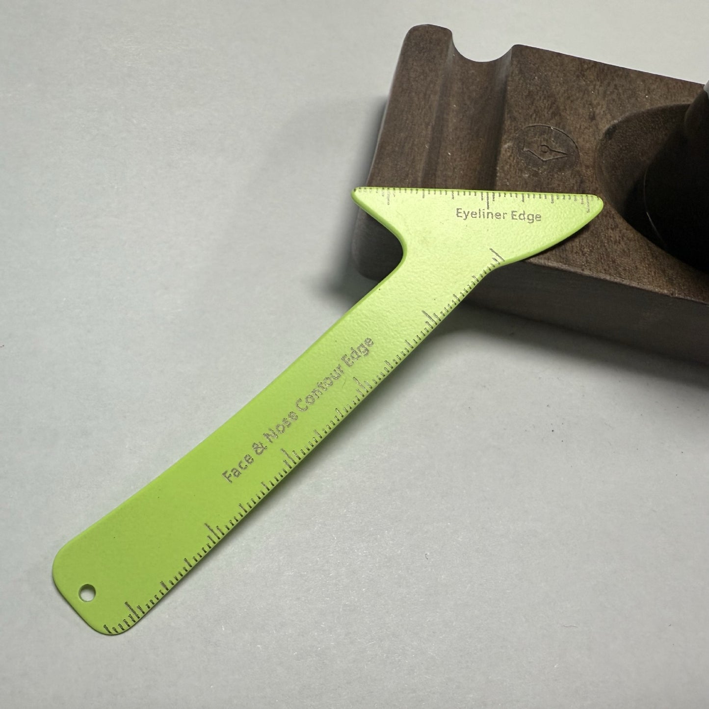 Makeup Tool Ruler