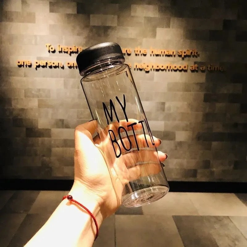 Matte Sports Water Bottle with Dual Lids, Stylish Design and Large Capacity
