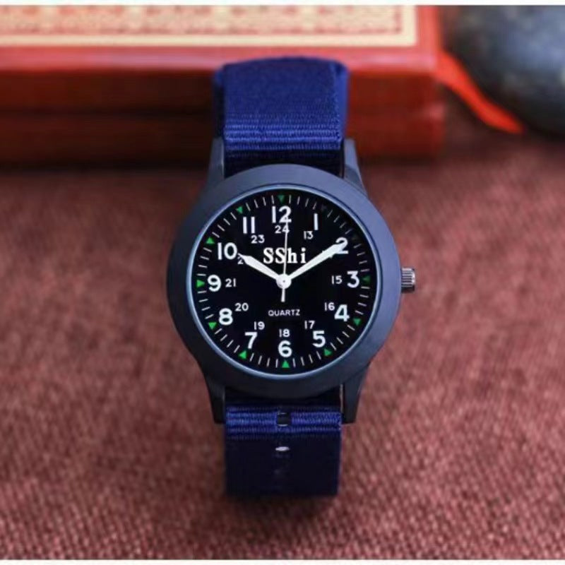Men's Casual Canvas Quartz Watch with Round Dial