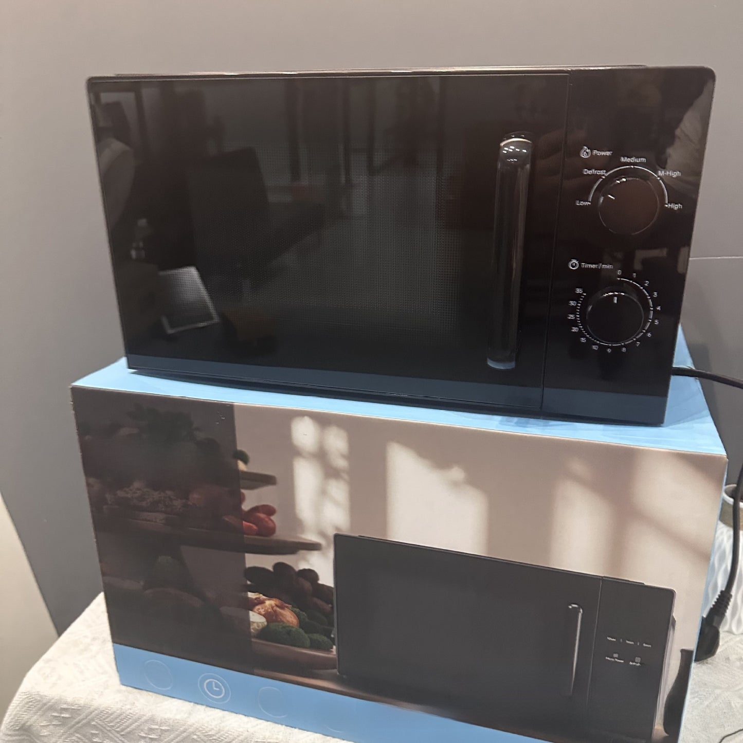 Microwave Oven