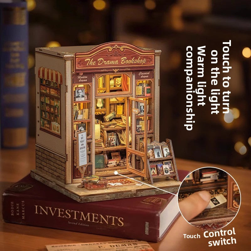 Miniature model three-dimensional jigsaw puzzle of the small house