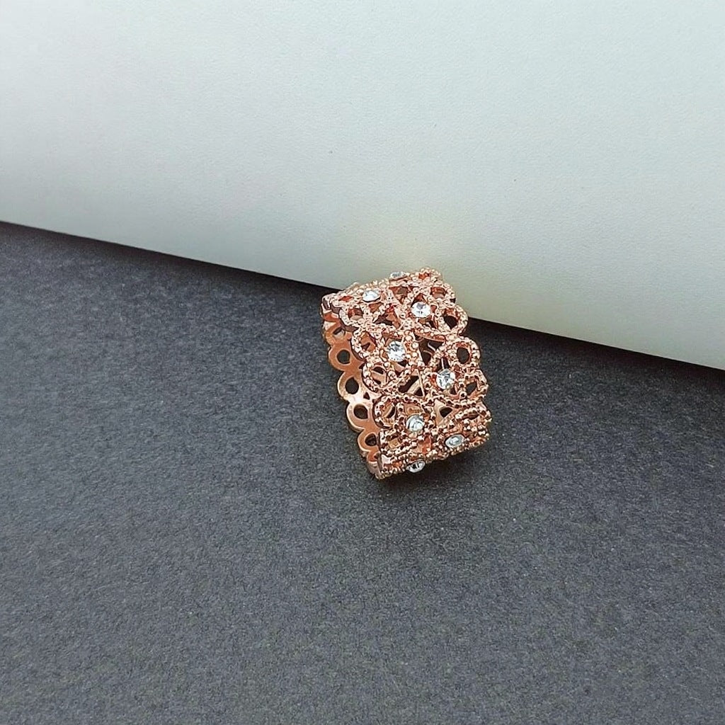 Multifunctional Alloy Scarf Buckle