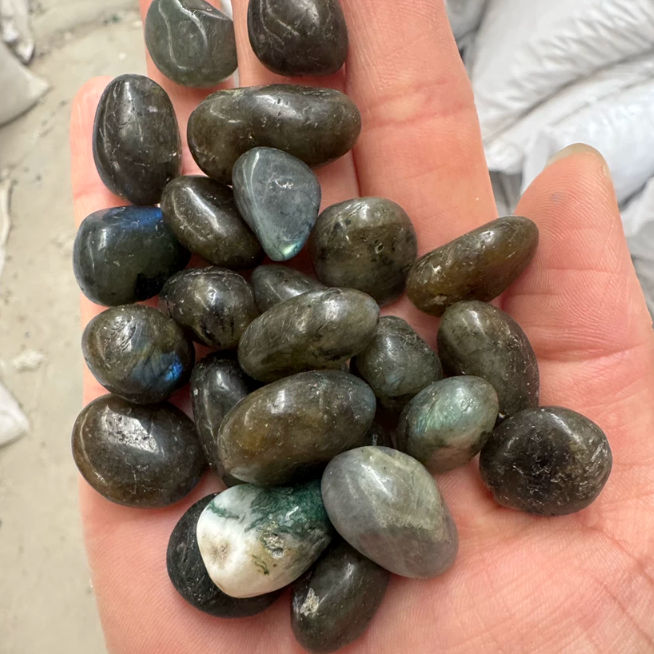 Natural Polished Rolling Gemstones for Crafting