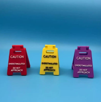 Office famous quotes, logo decorations and small ornaments