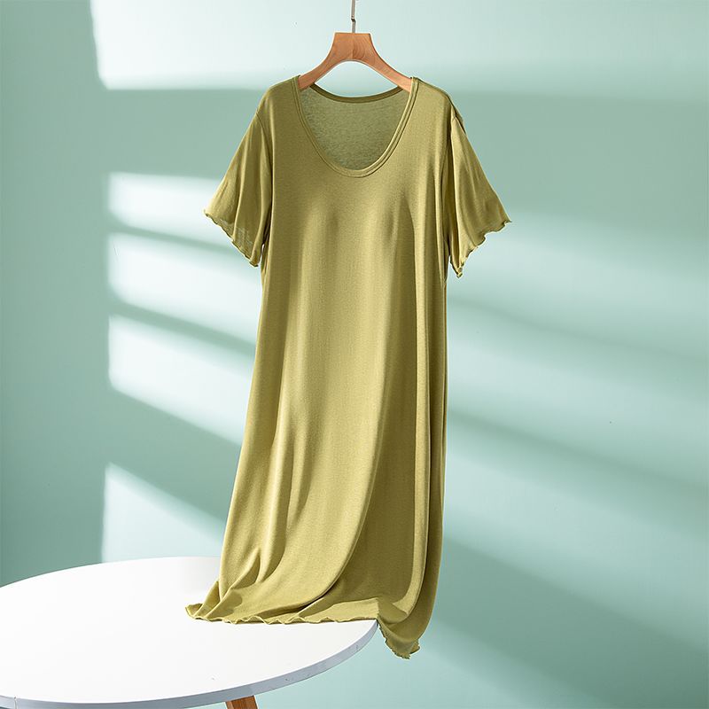 One-piece dress with chest pads