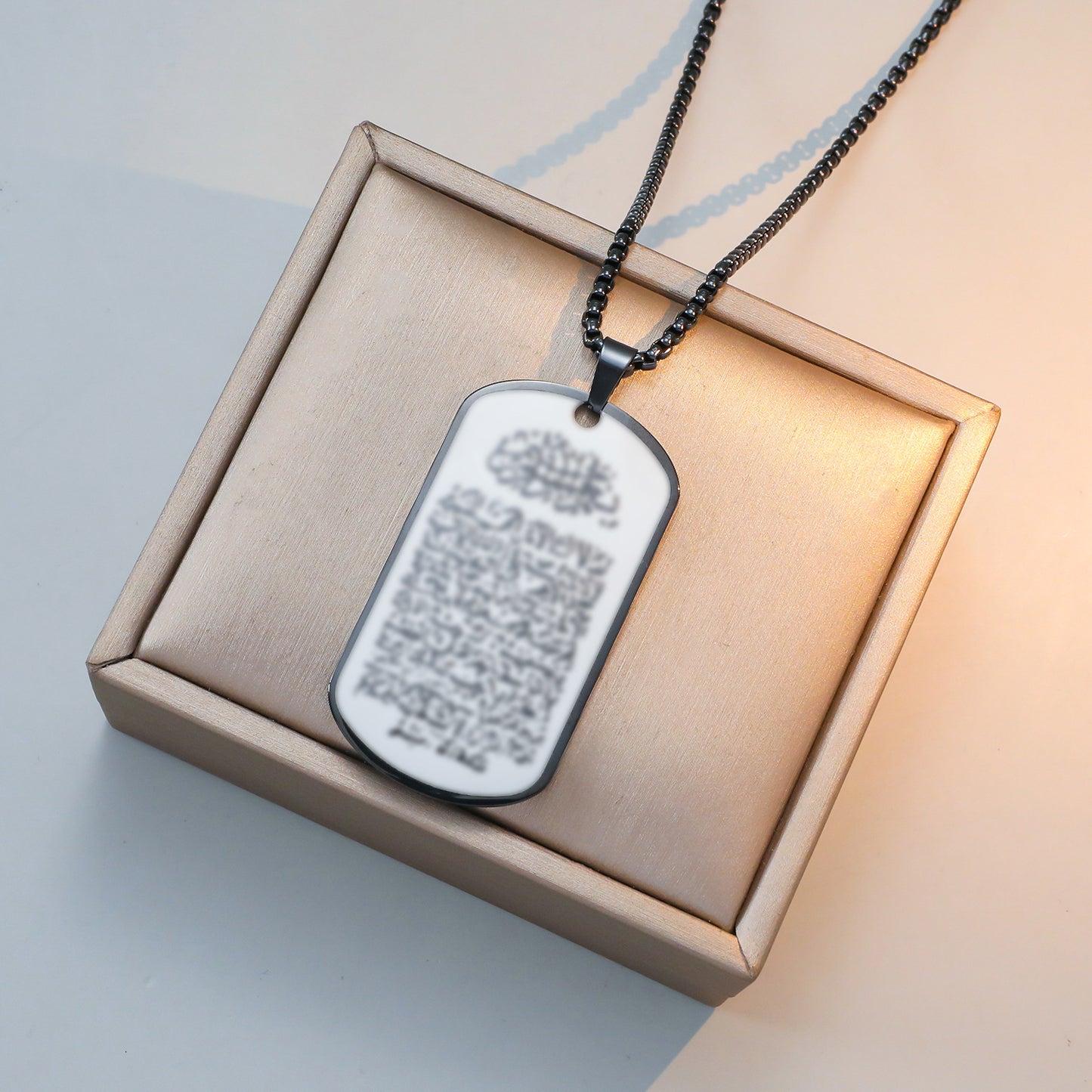 Pendant necklace, hip-hop style