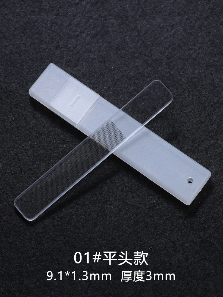 Portable nail polish polishing tool