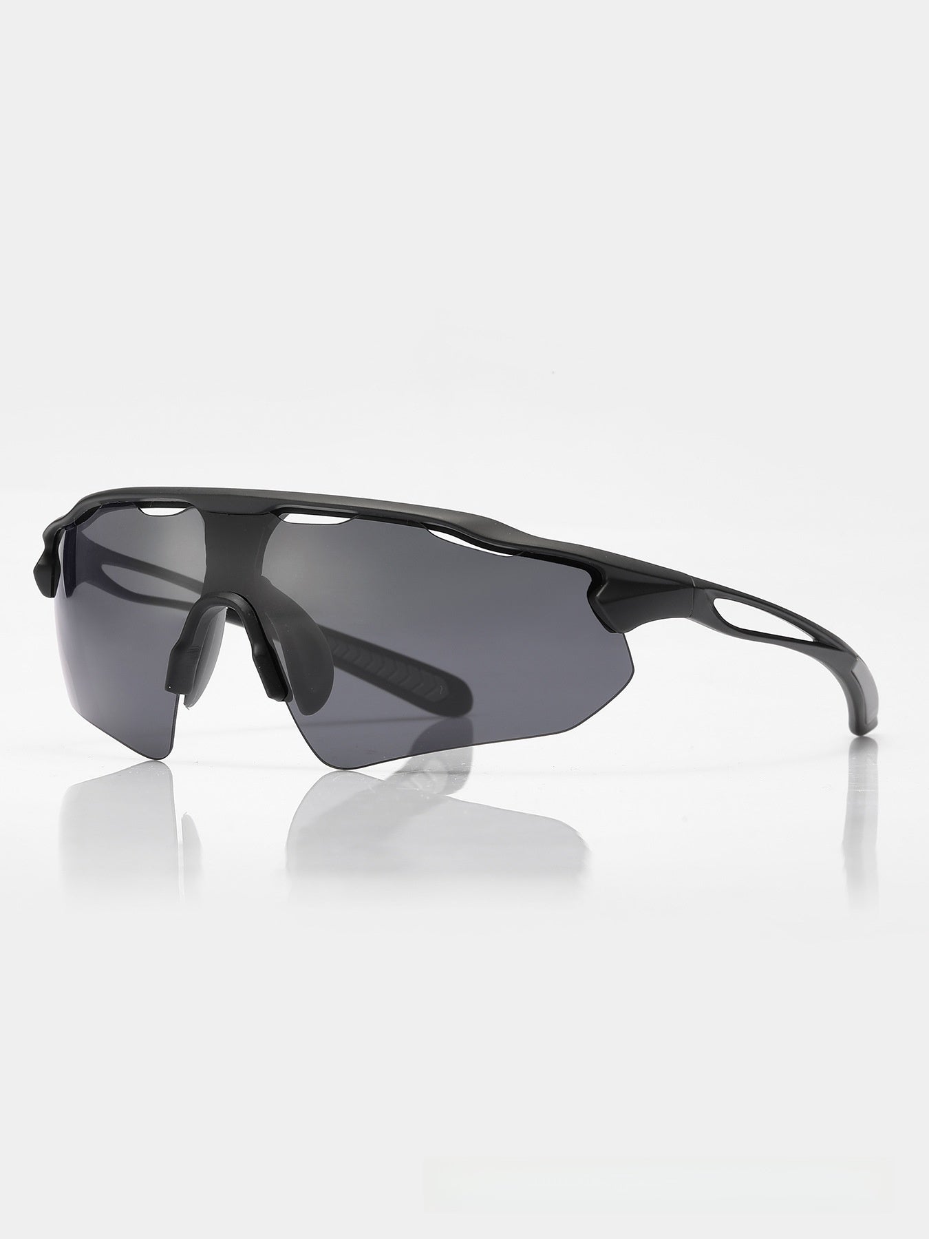 Professional road cycling glasses