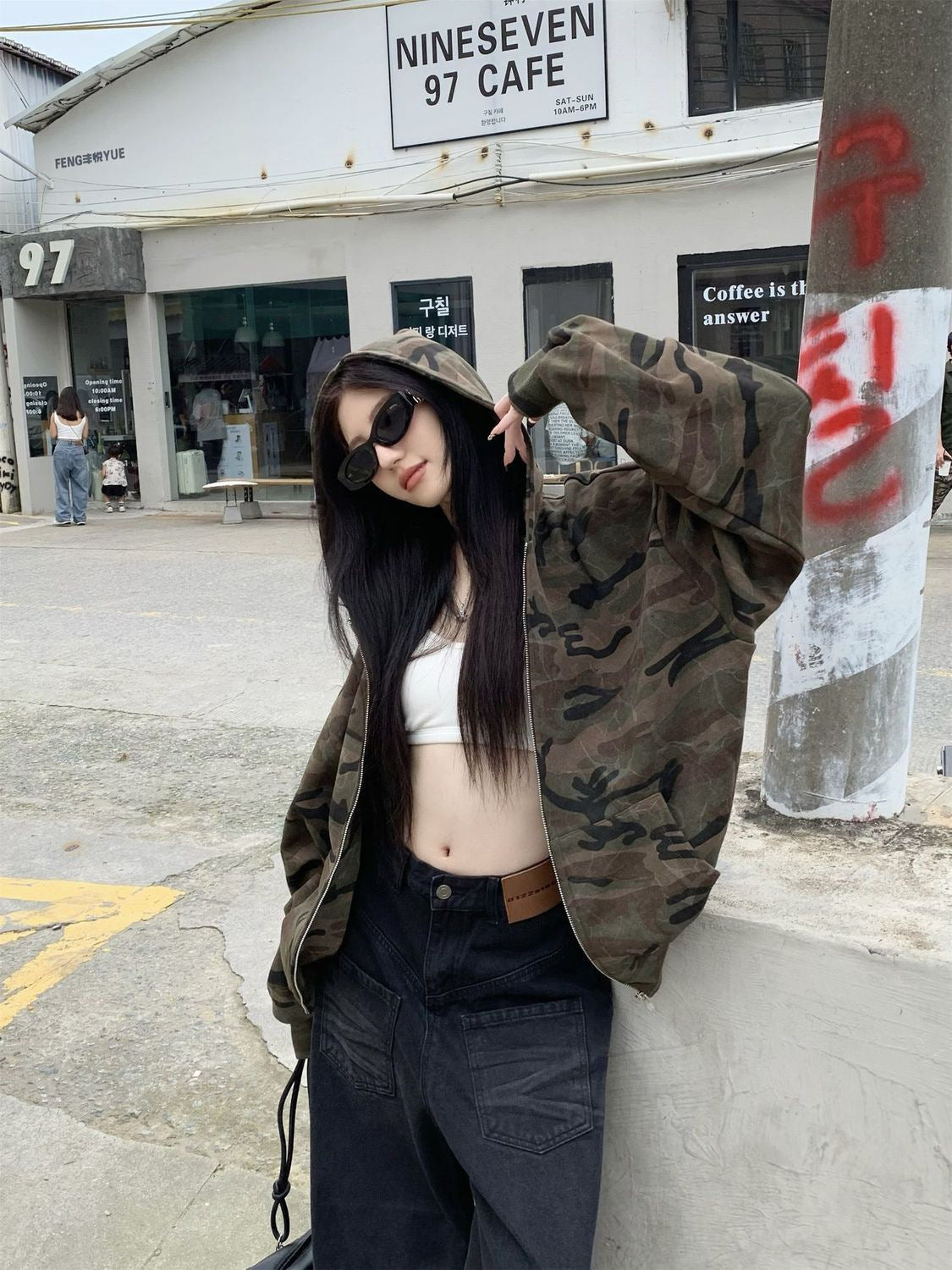 Retro Camouflage Hooded Sweatshirt for Women