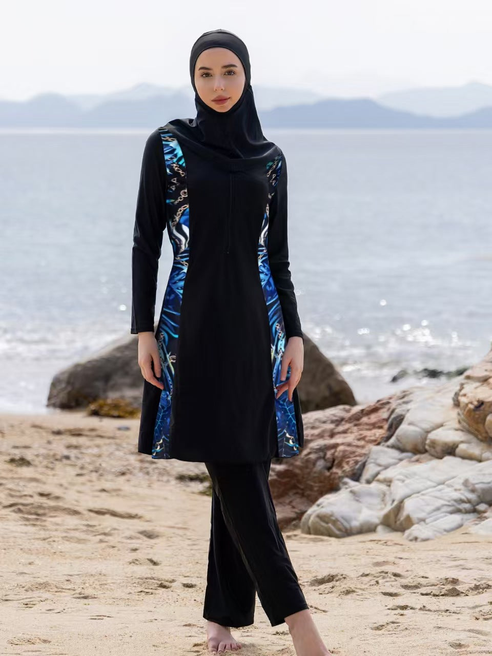 Sexy printed long-sleeved V-neck swimming suit