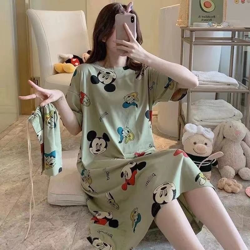 Sleeping dress with short sleeves