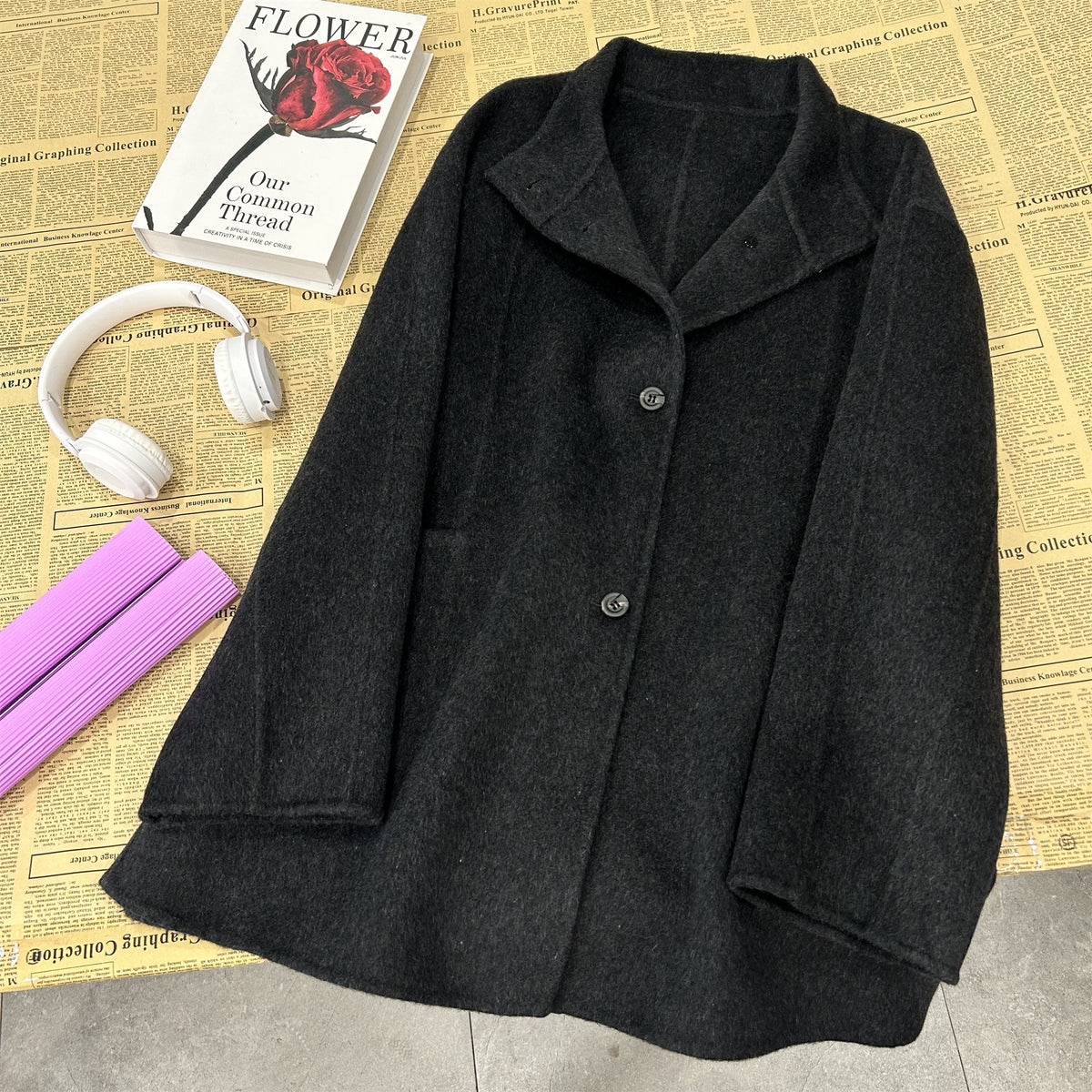 Stand-up collar mid-length wool coat