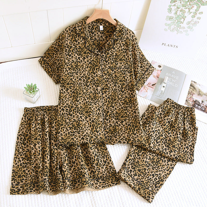 Three-piece lightweight pajama set