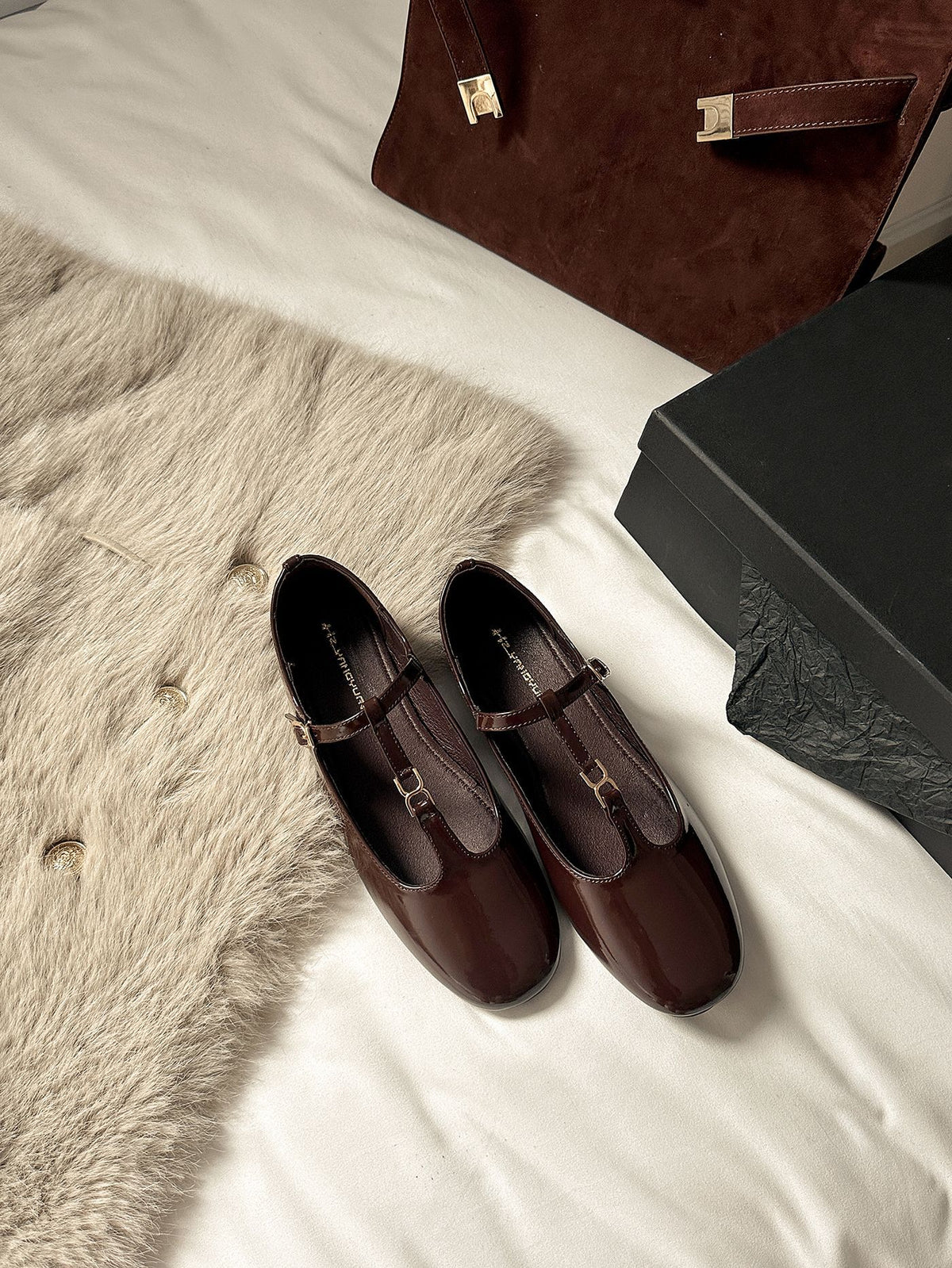 Womens Flat Shoes