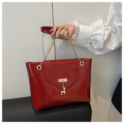 Buy Large Capacity Chain Shoulder Bag – Perfect for Women on the Go