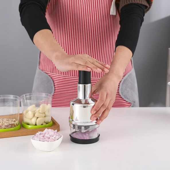 Handheld stainless steel vegetable chopper