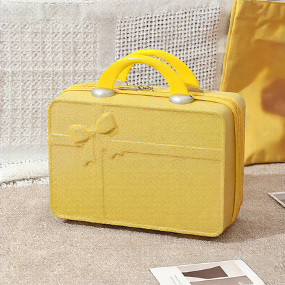 14-inch handbag for fashionable makeup