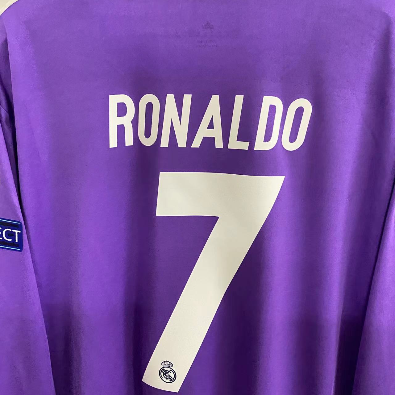 1617 Real Madrid Away Long-Sleeved Suit Jersey No. 7 Ronaldo Football Shirt