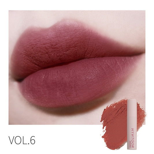 Macaron Pink Matte Lip and Cheek Dual-Use – Velvet Lip Glaze