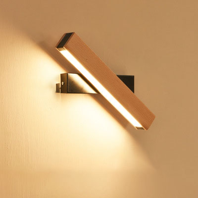 Modern Wooden LED Wall Lamp – Adjustable Lighting for Dining