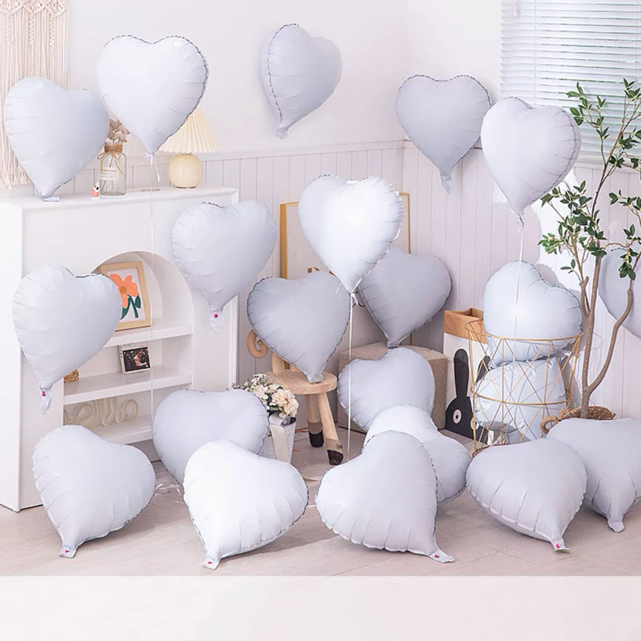 18 inch love balloon