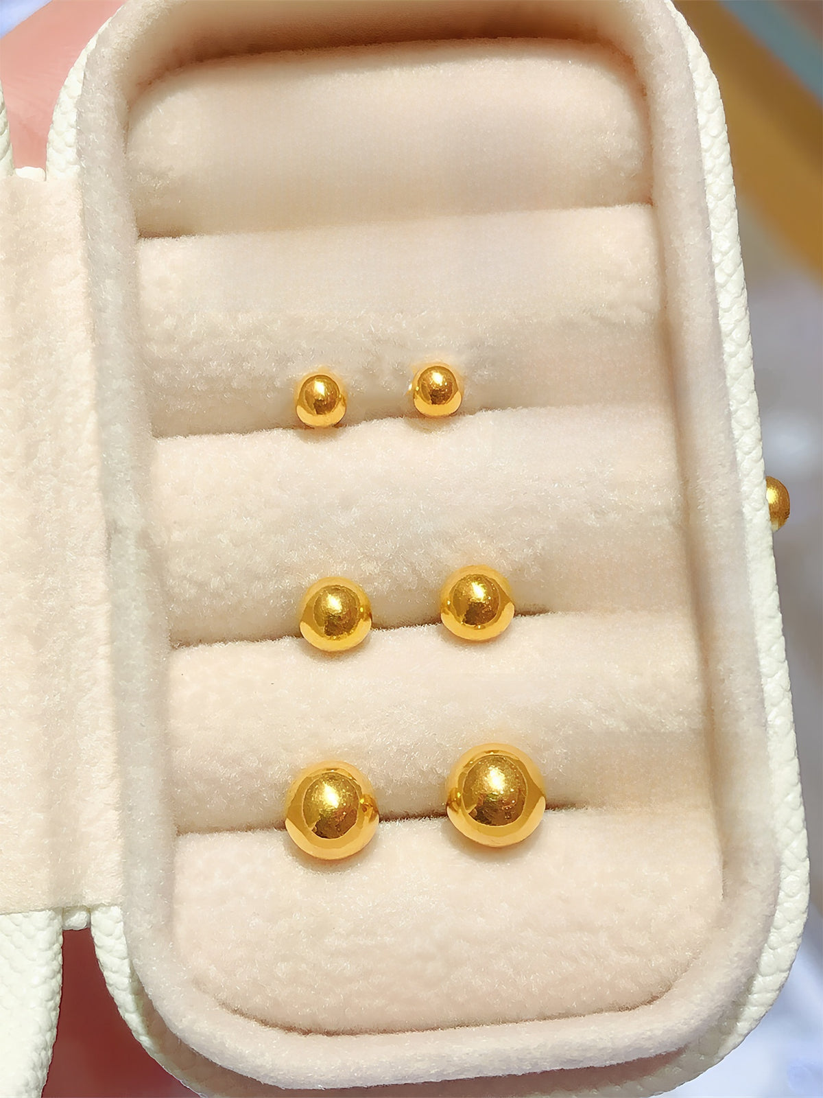 18K Gold Bead Stud Earrings Vintage Style