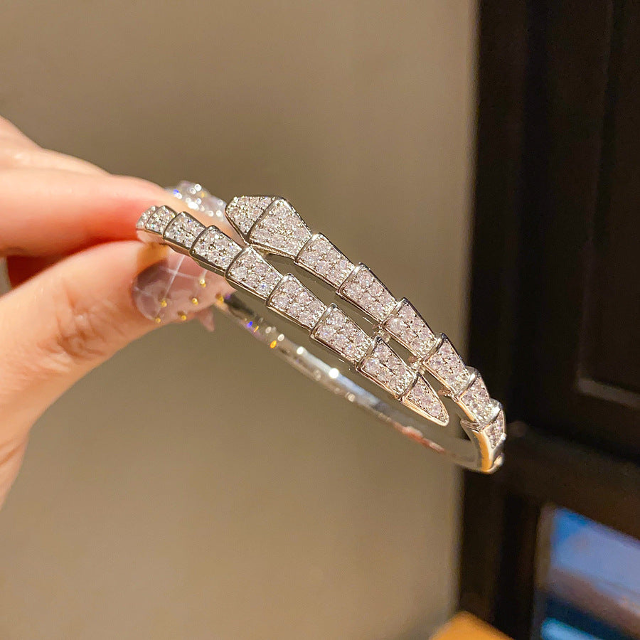 18K Gold Plated Snake Shaped Splicing Buckle Bracelet