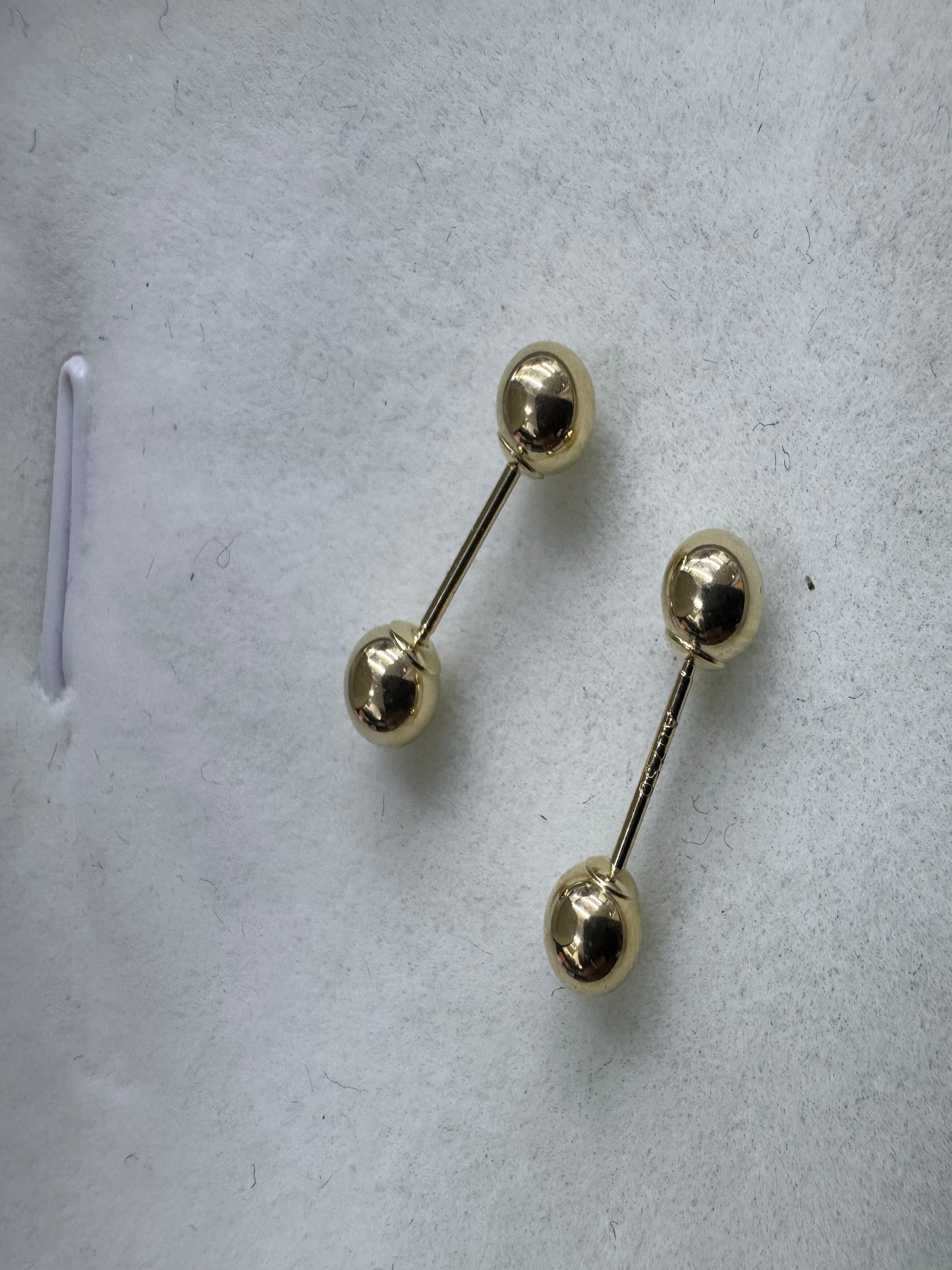 18K Gold Screw-On Stud Earrings