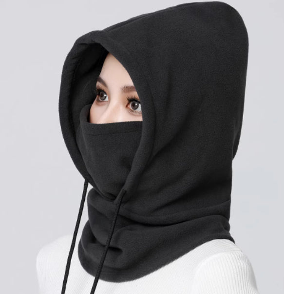 Buy Luxury Skullies & Beanies for Modern Cold Weather Wear.