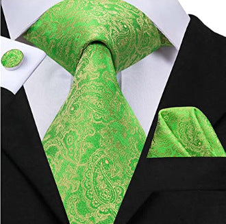 Small-Batch Cashmere-Like Ties with Flexible Manufacturing