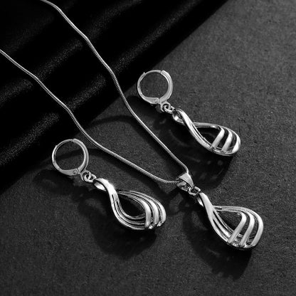Buy Creative Heart-Shaped Round Pendant Necklace for Women