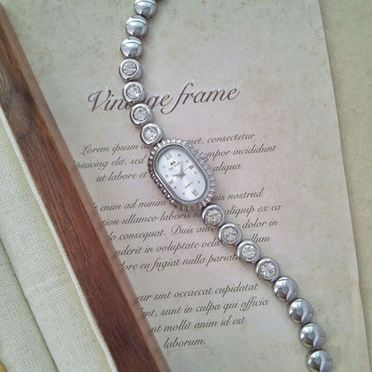 Women’s Mid Century Light Luxury - Oval Arch Fashion Watch