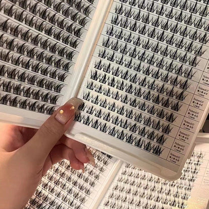 320 bundles of a complete set of eyelash books