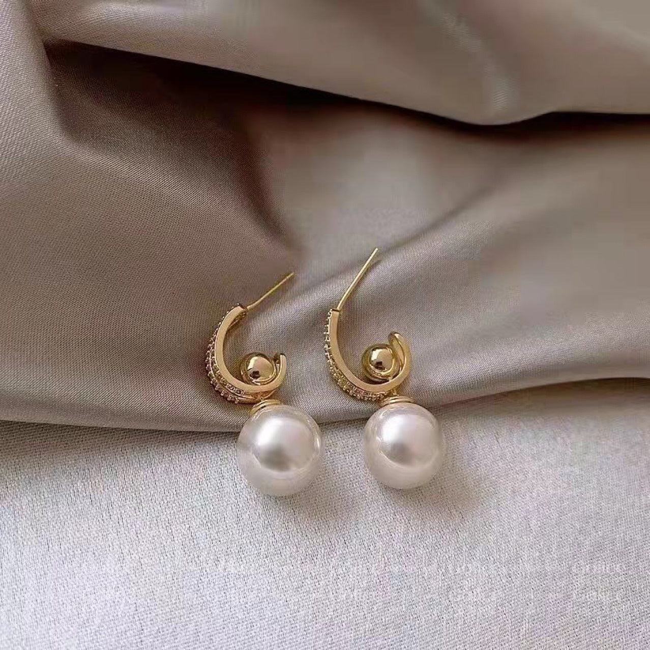 Pearl Earrings Eardrops – Multiple Ways to Wear for Women