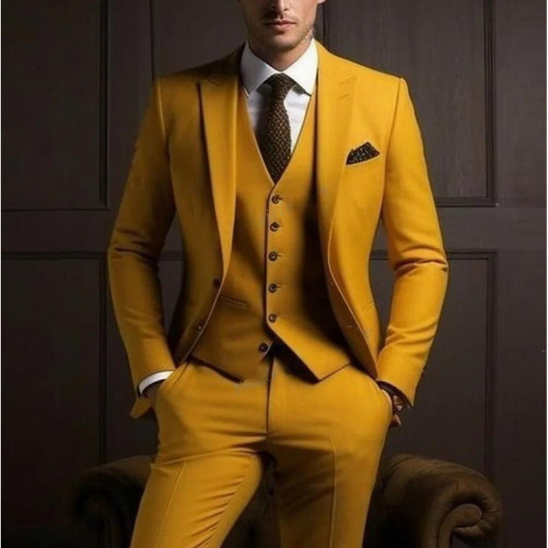 Men’s Three-Piece Solid-Color Suit – Stylish & Sophisticated.