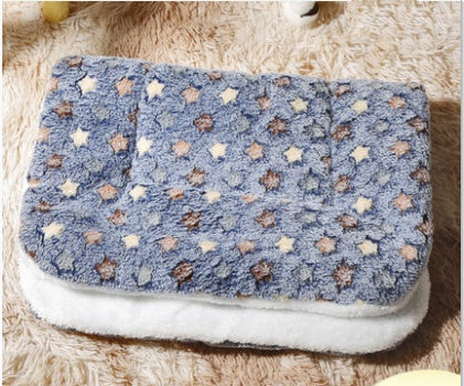 Four Seasons Pet Cat Mat Blanket Comfortable and Fashionable