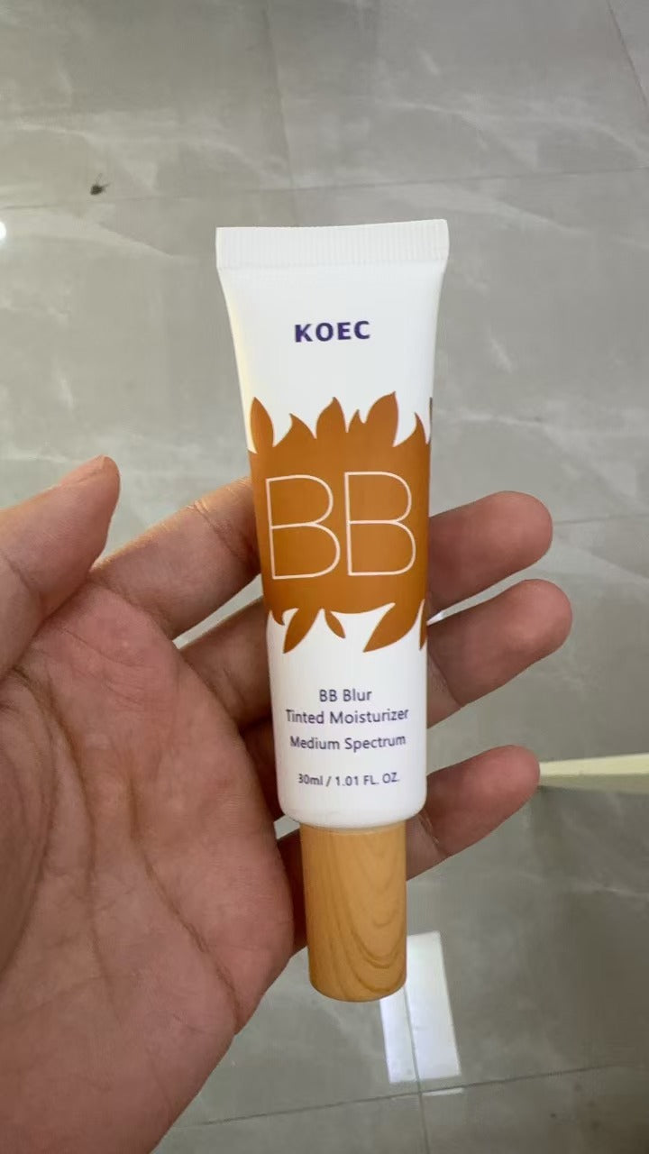Moisturizing BB Cream with Concealer Brush Smooth Makeup