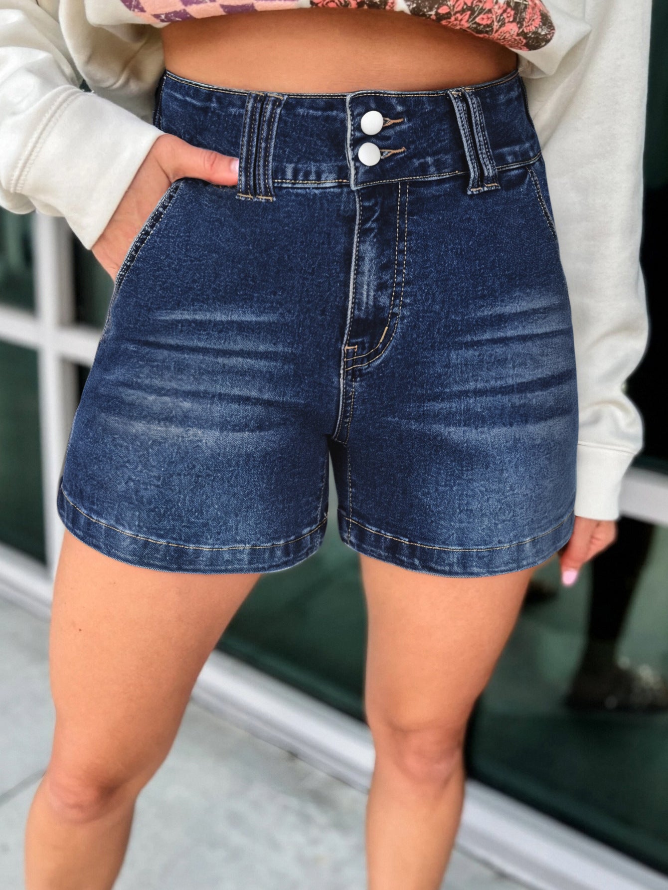 Retro Women’s Low-Waist Deep-Blue Denim Shorts American Style