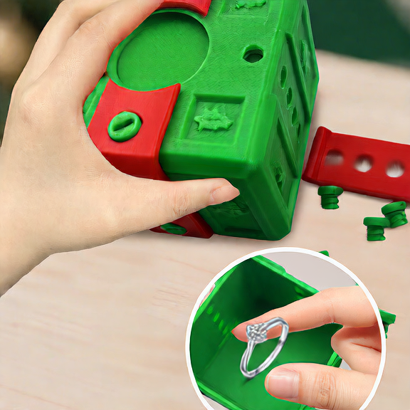 3D Printed Christmas Tree Novelty Gift Box