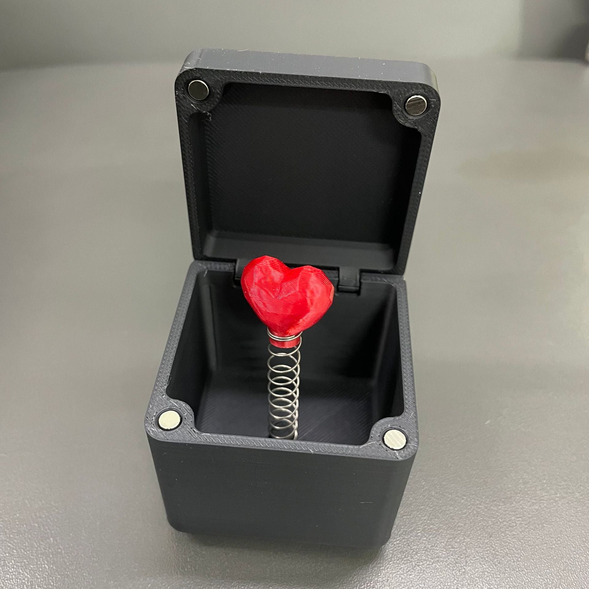 3D Printed Novelty Gift Box